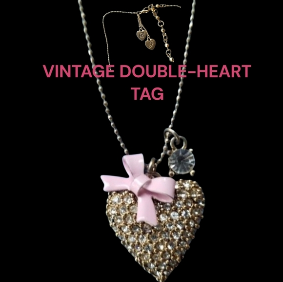 🩷🩶Betsey Johnson Pavé Rhinestone Heart Pendant / Necklace GPC